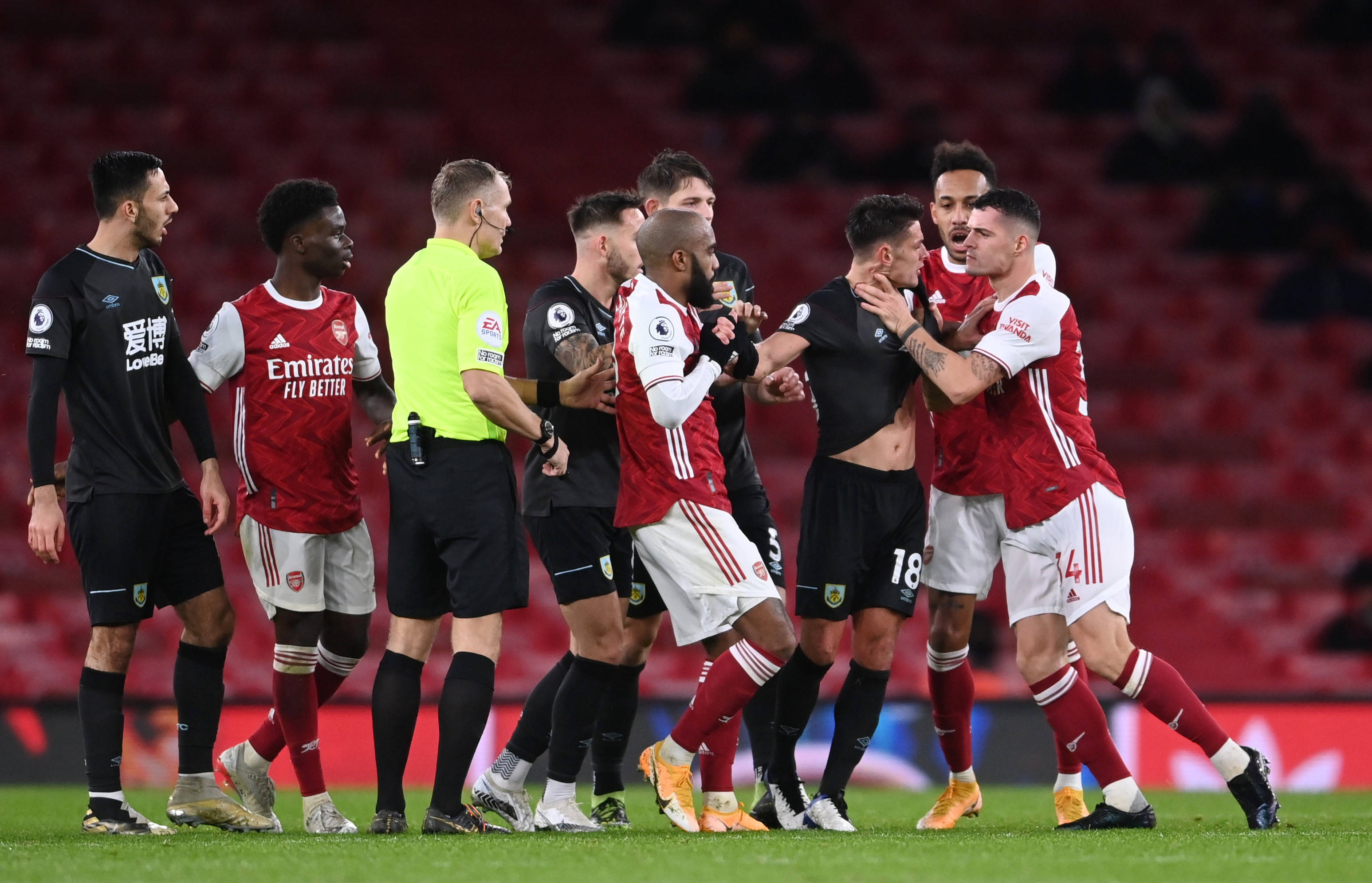 比如王楚钦 比如王楚钦